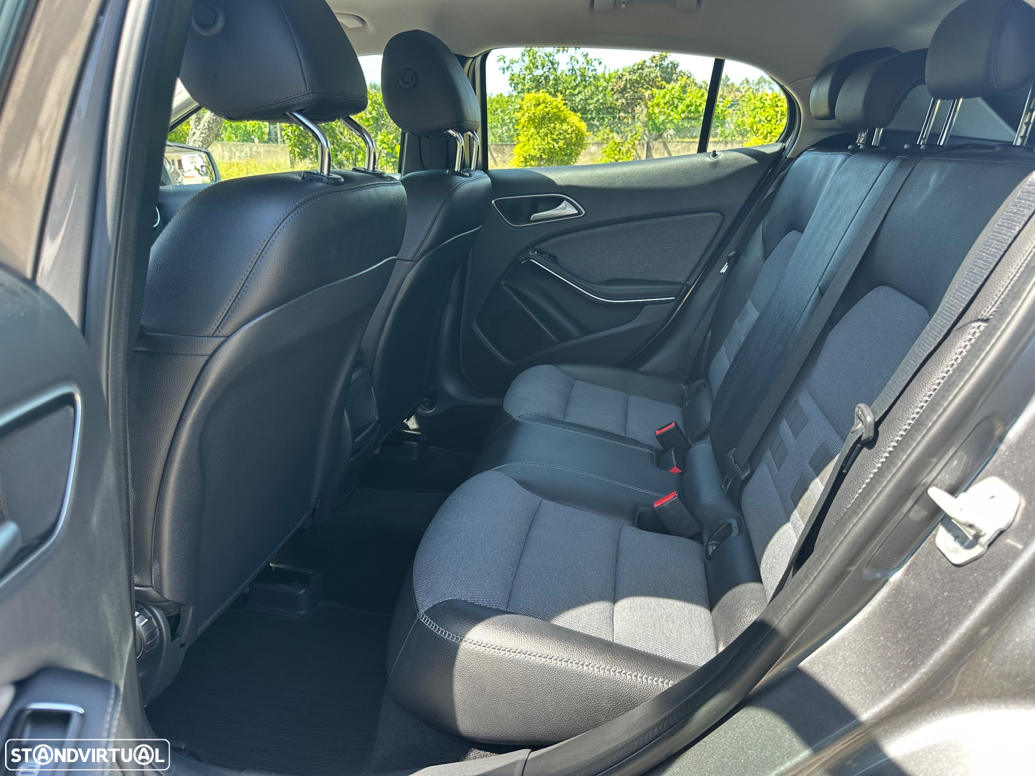 Mercedes-Benz GLA 180 CDi Style - 18