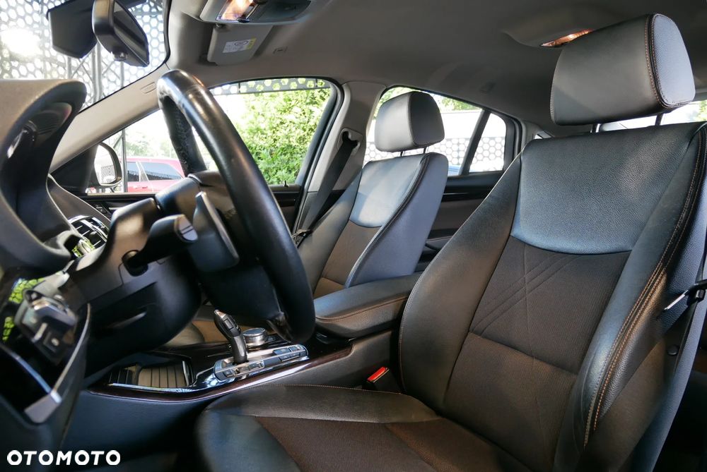 BMW X4 xDrive20i xLine - 12