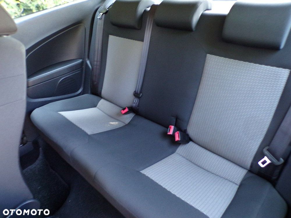 Volkswagen Polo - 27