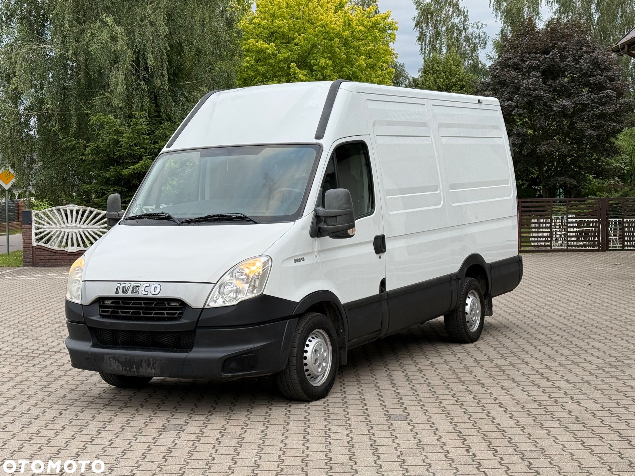 Iveco DAILY 35S - 1