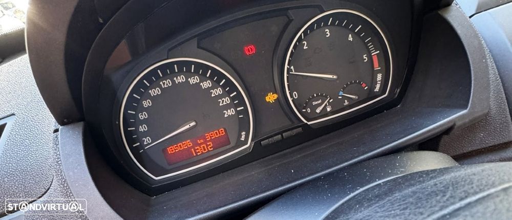 BMW X3 2.0 d - 17