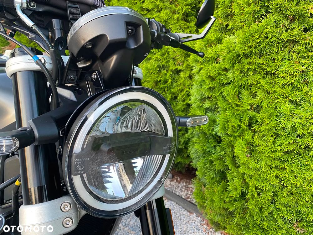 Husqvarna Svartpilen - 27
