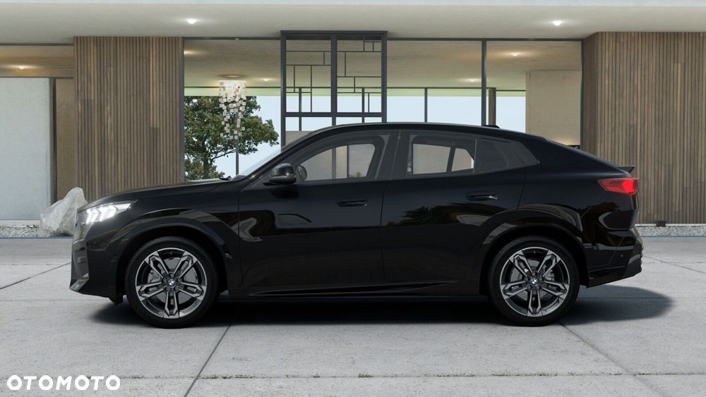 BMW iX2 - 5