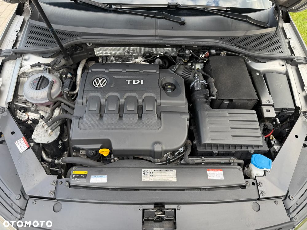 Volkswagen Passat 1.6 TDI (BlueMotion Technology) Comfortline - 30