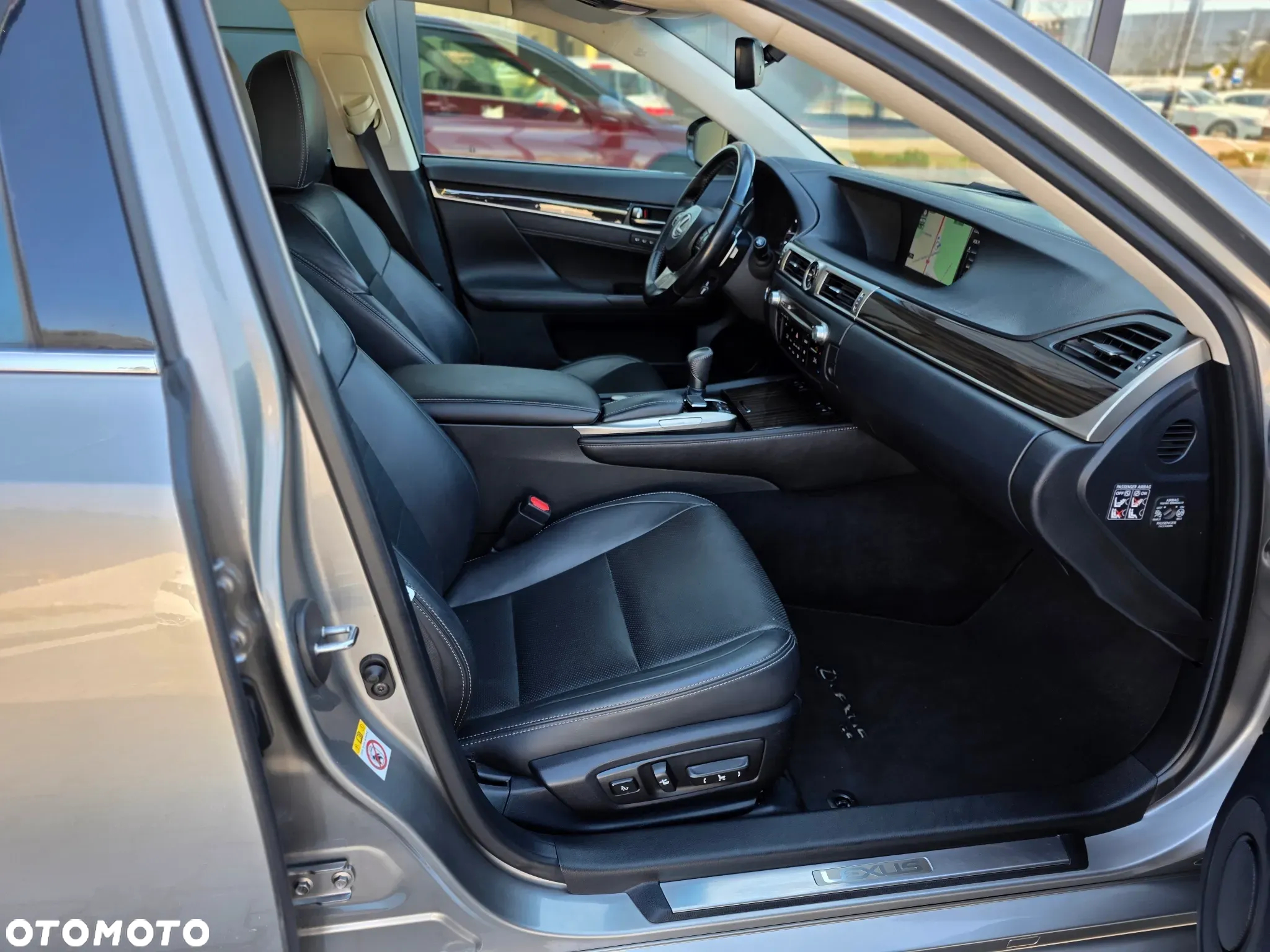 Lexus GS 200t / 300 F Sport - 21