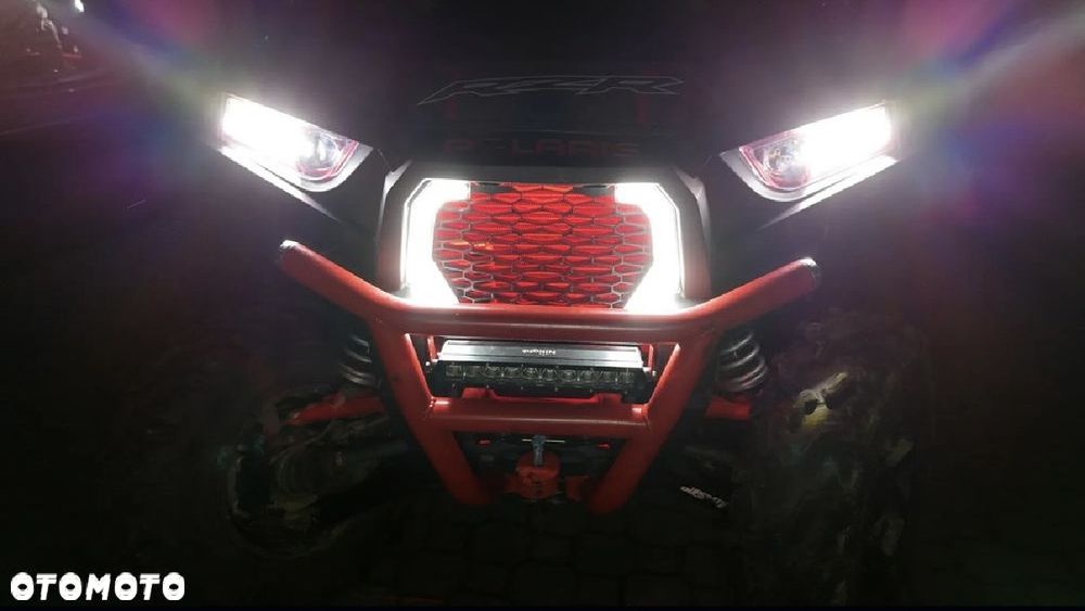 Polaris RZR - 8