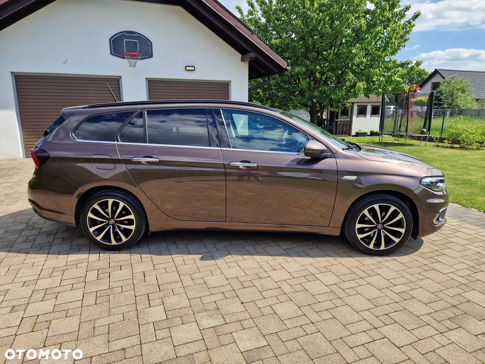 Fiat Tipo 1.6 MultiJet 16v Lounge - 5