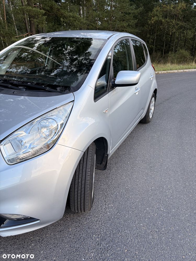 Kia Venga 1.4 Business Line - 9