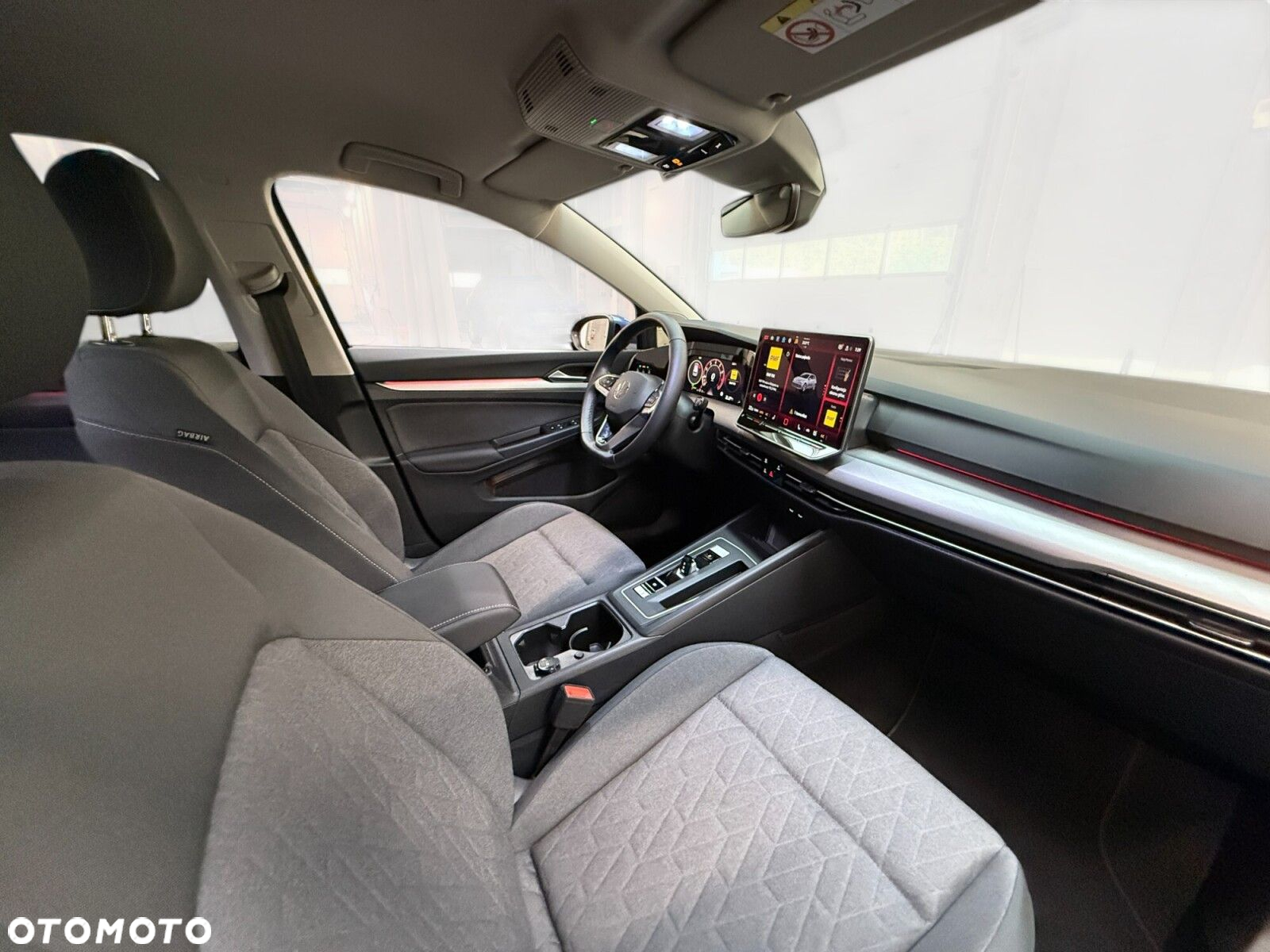 Volkswagen Golf - 21
