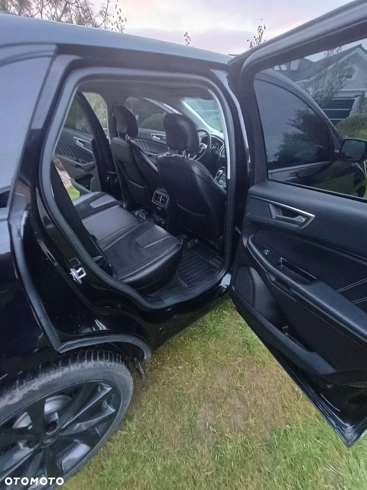 Ford Edge - 10
