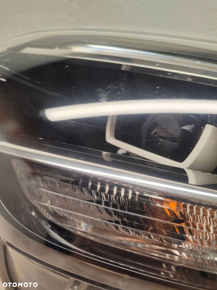 Renault Kadjar SM FULL LED Przód strona lewa 260608114R - 5