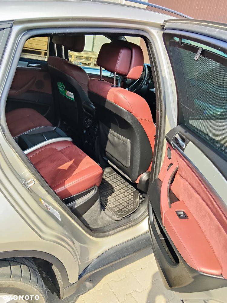 BMW X6 50i xDrive - 13