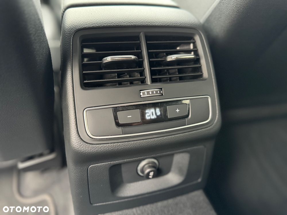 Audi A4 Avant 35 TDI S tronic S line - 15