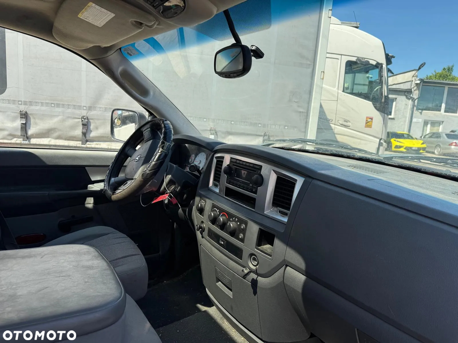 Dodge RAM 1500 5.7 4WD HEMI - 12
