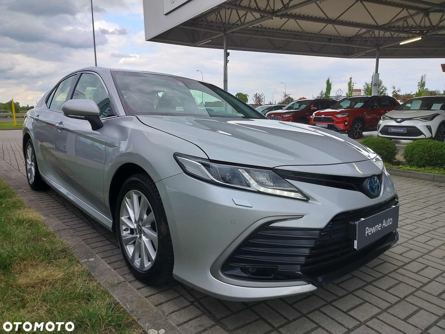 Toyota Camry - 3