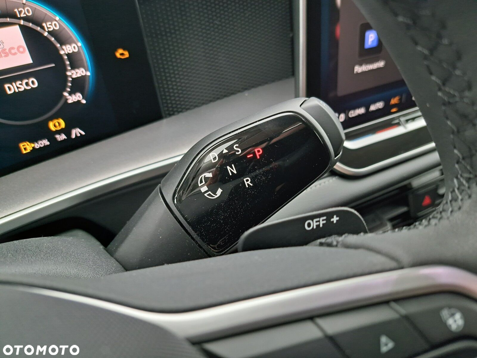 Volkswagen Tayron 2.0 TSI Life Plus DSG - 24