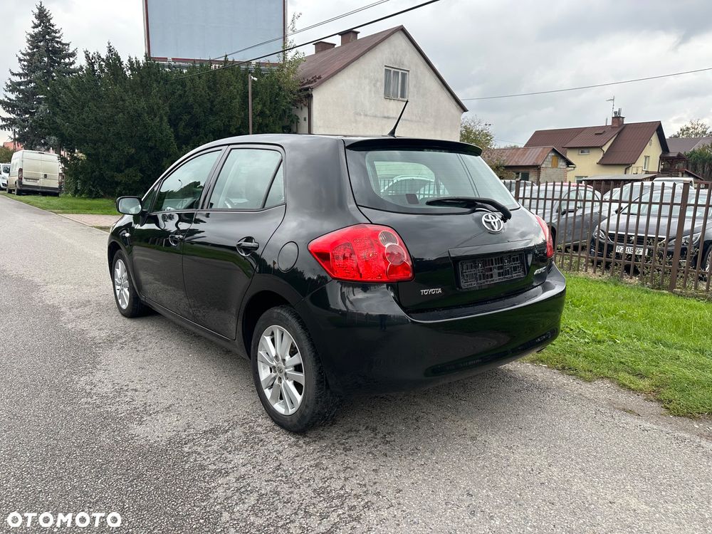 Toyota Auris - 6