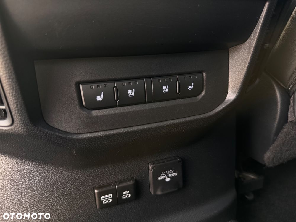 Toyota Tundra - 32