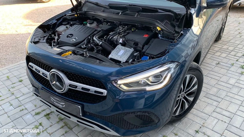 Mercedes-Benz GLA 250 e 8G-DCT Progressive - 34
