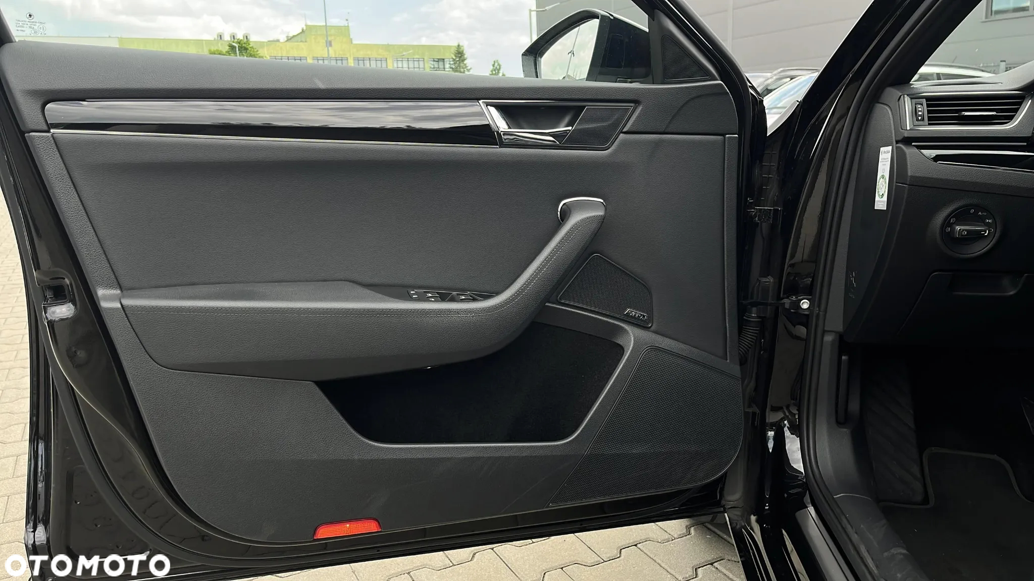 Skoda Superb 1.4 TSI Plug-In Hybrid L&K DSG - 18
