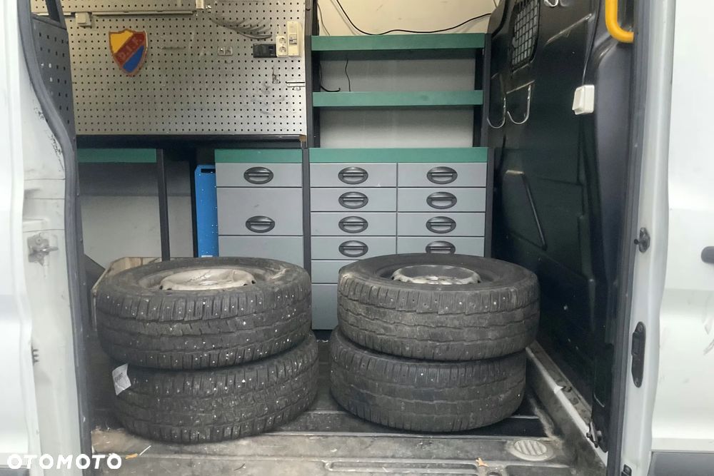 Ford 350 2.0 TDCi FWD - 15