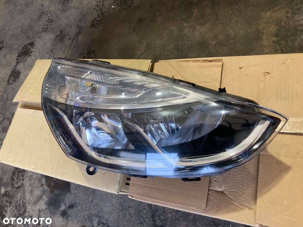 RENAULT CLIO 4 IV LIFT LAMPA PRZEDNIA PRAWA REFLEKTOR PRAWY PRZÓD EUROPA 260100653R Wwa - 2