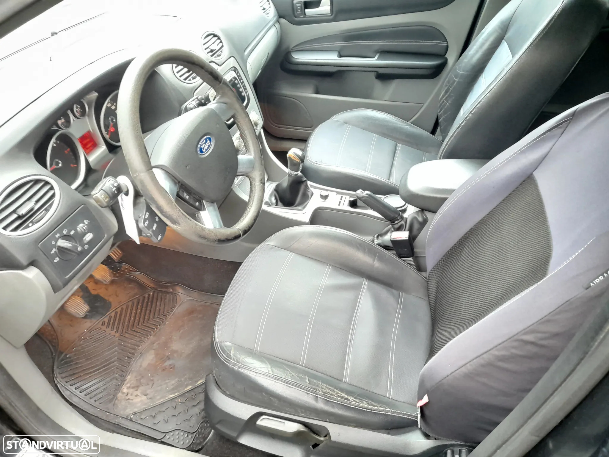 Ford Focus SW 1.6 TDCi Titanium - 13