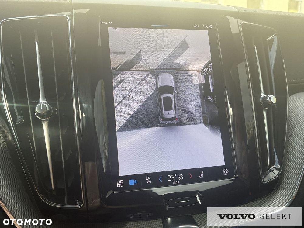 Volvo XC 60 - 25
