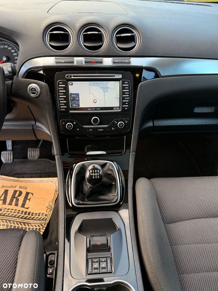 Ford S-Max 2.0 T Titanium - 31