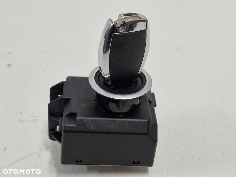 MERCEDES A W176 STACYJKA 2X KLUCZYK A2469055103 - 6