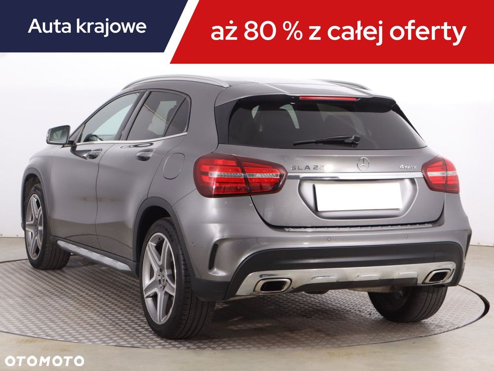 Mercedes-Benz GLA - 6