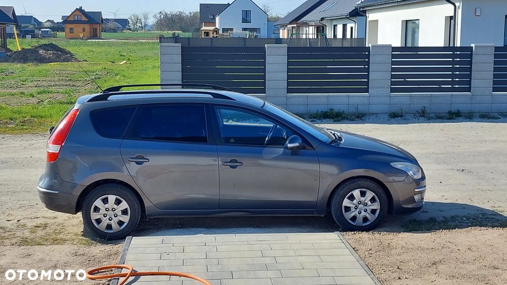 Hyundai i30 1.6 CRDi Comfort - 10