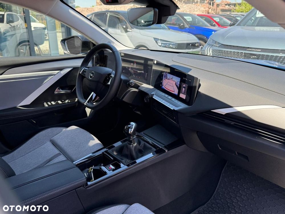 Opel Astra 1.2 T GS S&S - 23