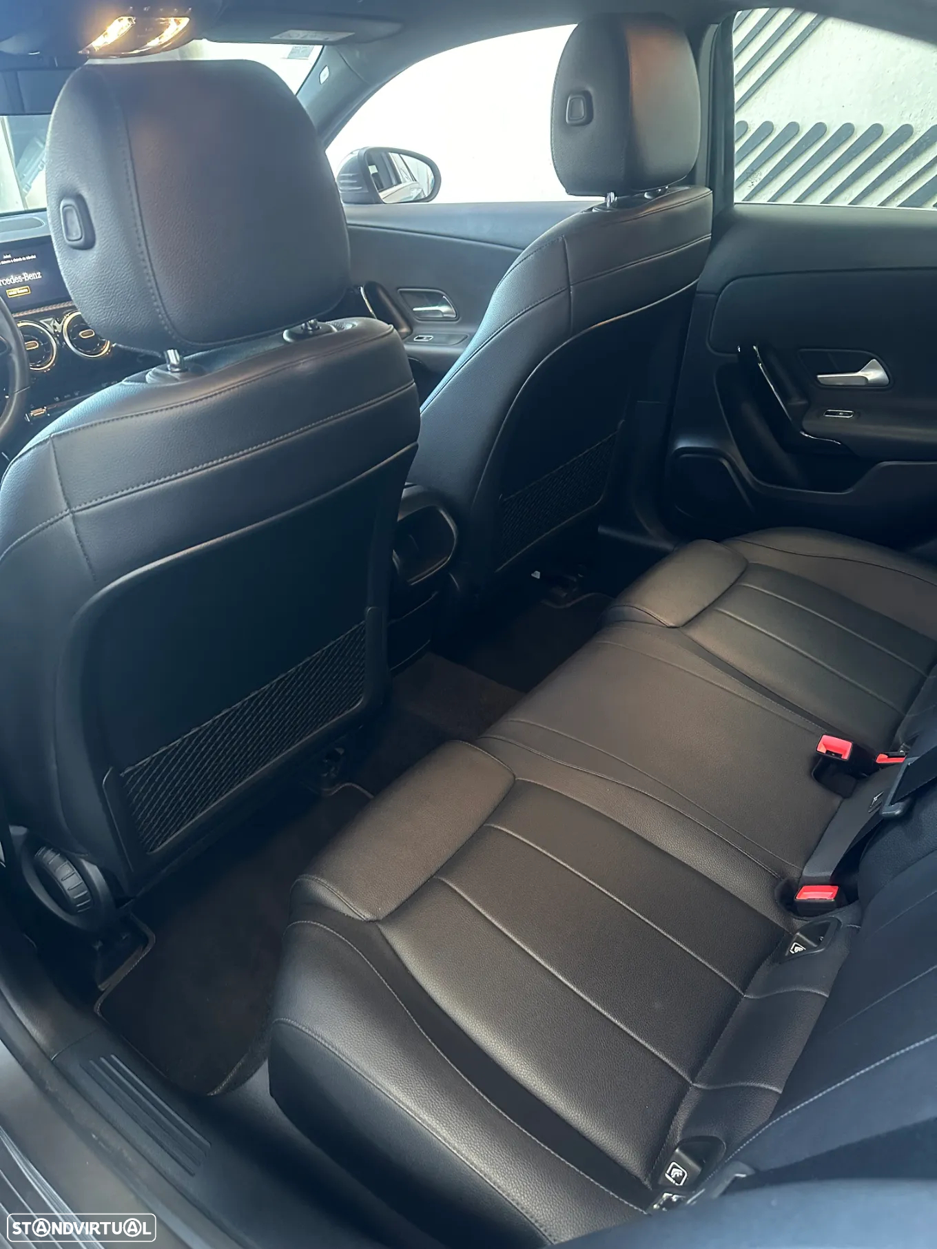 Mercedes-Benz A 180 d Style Plus Aut. - 27