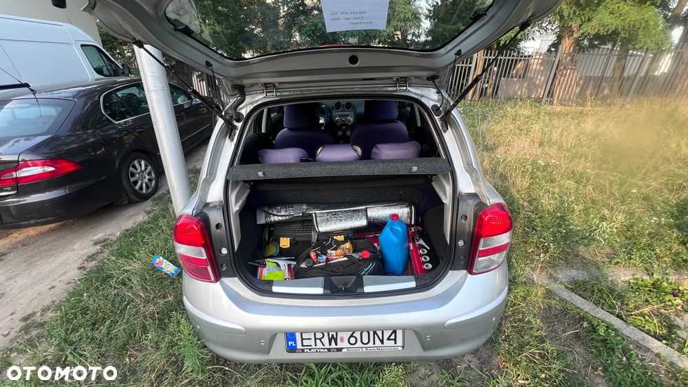 Nissan Micra - 6