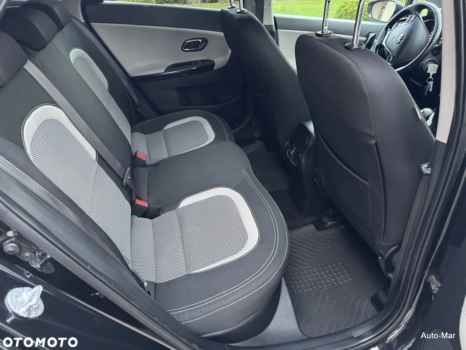 Kia Ceed 1.6 CRDi 136 ISG SW Edition 7 - 22