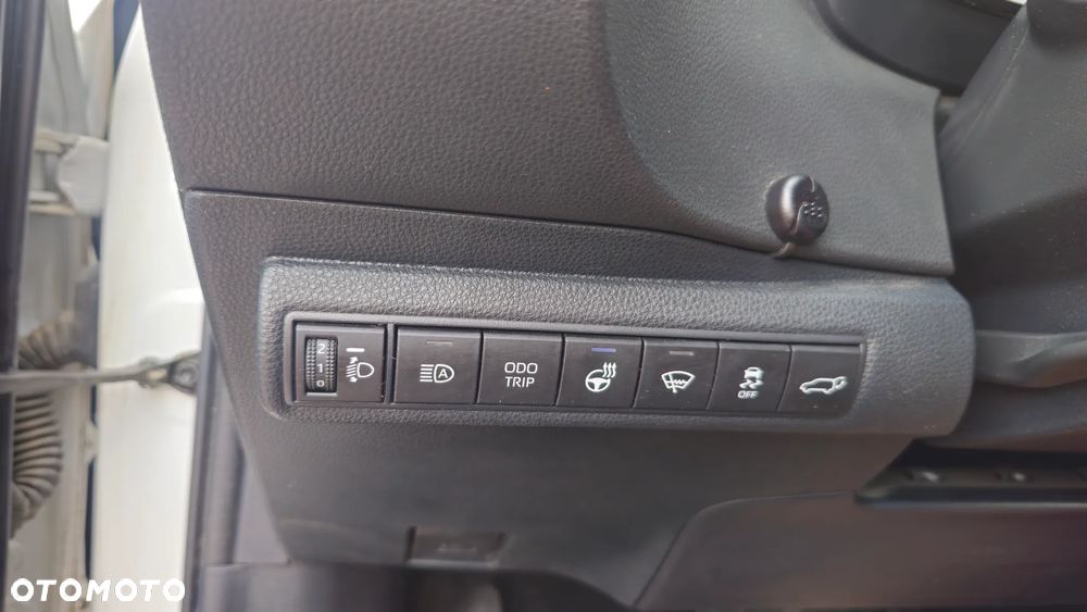 Toyota Corolla 1.8 Hybrid GR Sport - 16