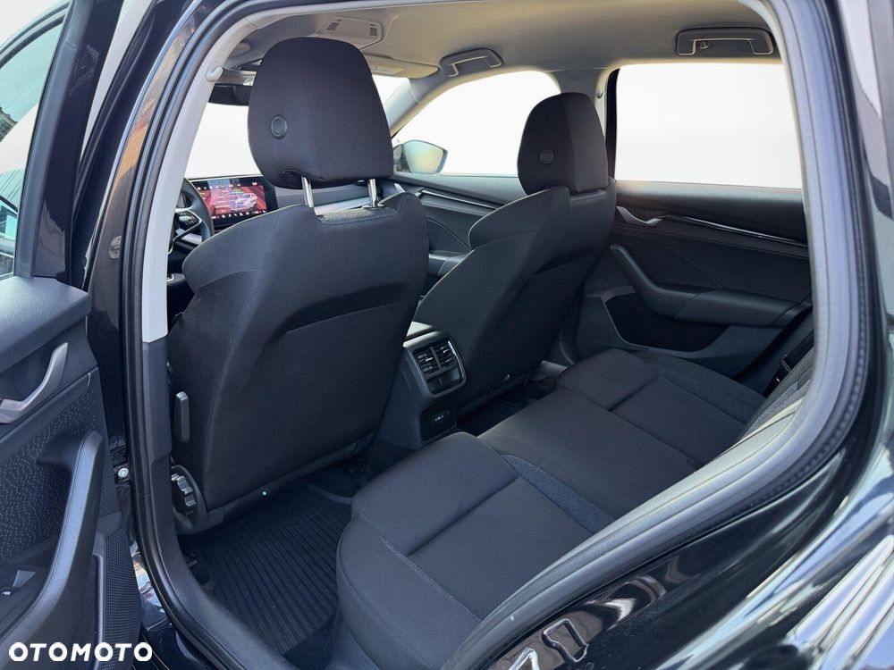 Skoda Octavia 1.5 TSI mHEV Essence DSG - 33