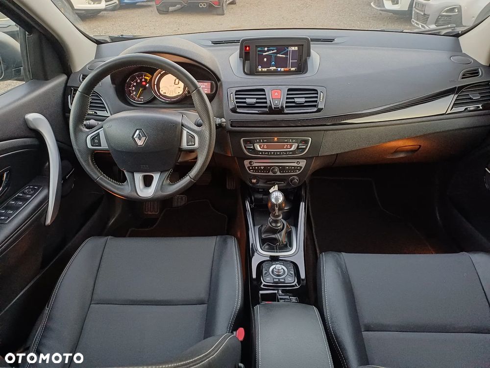 Renault Megane Grandtour TCe 130 BOSE Edition - 22