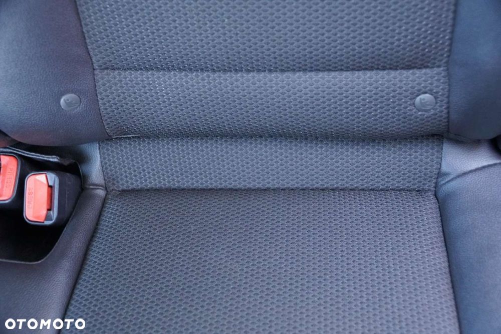 Hyundai ix35 1.7 CRDi Premium 2WD - 22