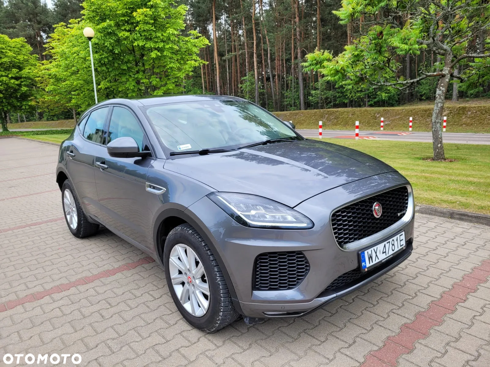 Jaguar E-Pace - 10