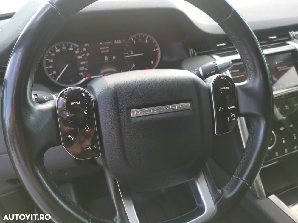 Land Rover Discovery Sport - 22