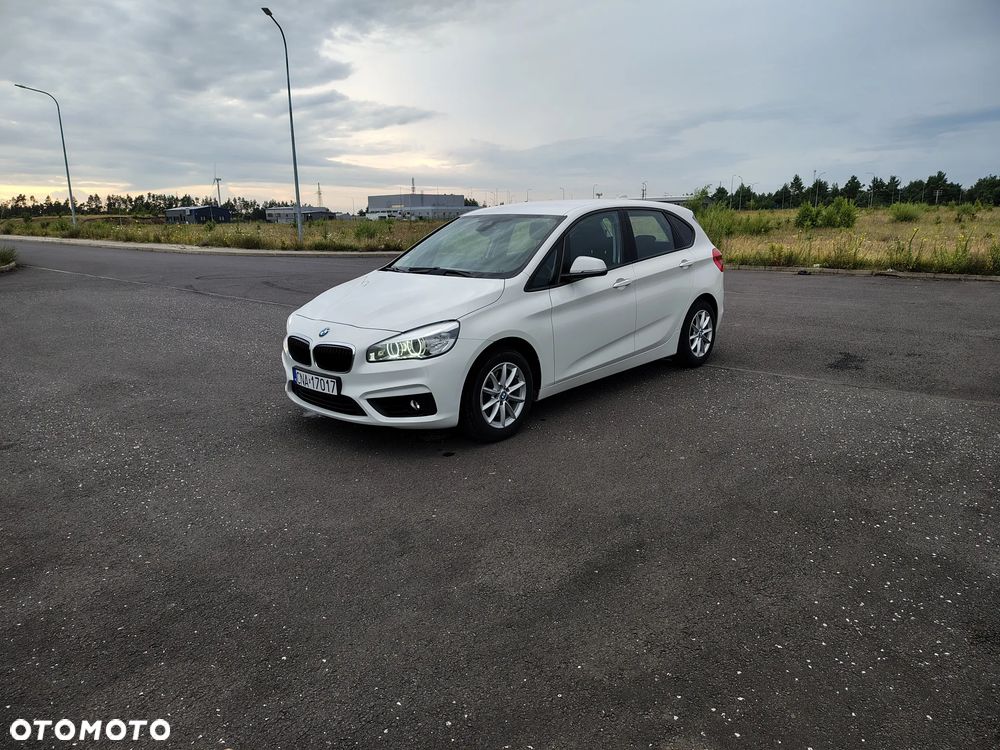 BMW Seria 2 218i - 5