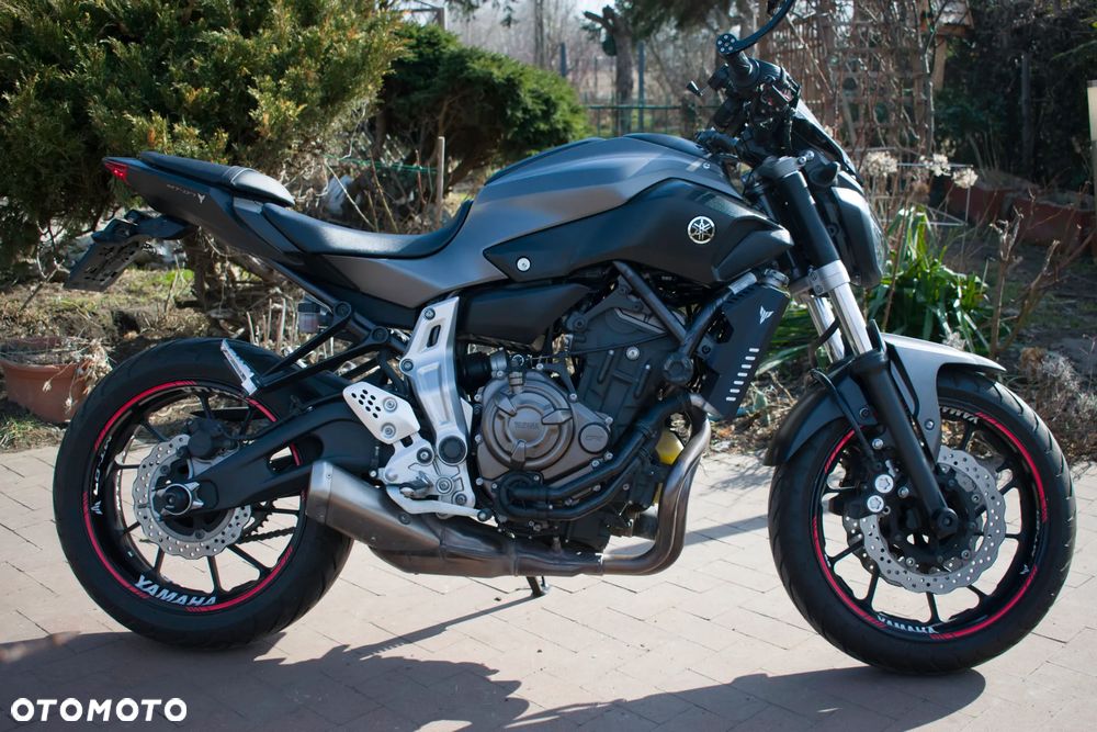 Yamaha MT - 5