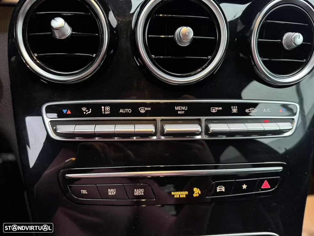 Mercedes-Benz GLC 300 de Coupe 4Matic 9G-TRONIC - 11