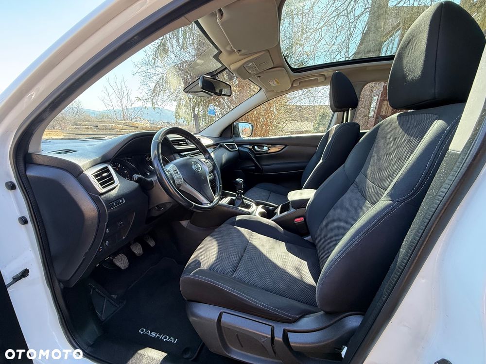 Nissan Qashqai 1.6 DCi 4x4 Tekna - 10