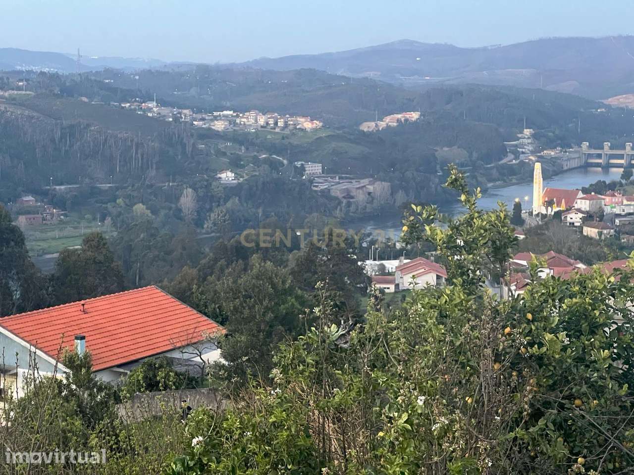 Terrenos a venda em Crestuma, Vila Nova de Gaia - Grande imagem: 4/21