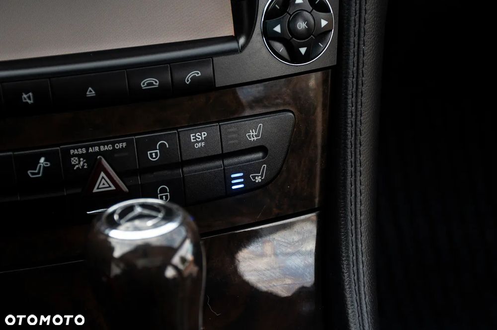 Mercedes-Benz CLS 350 - 17
