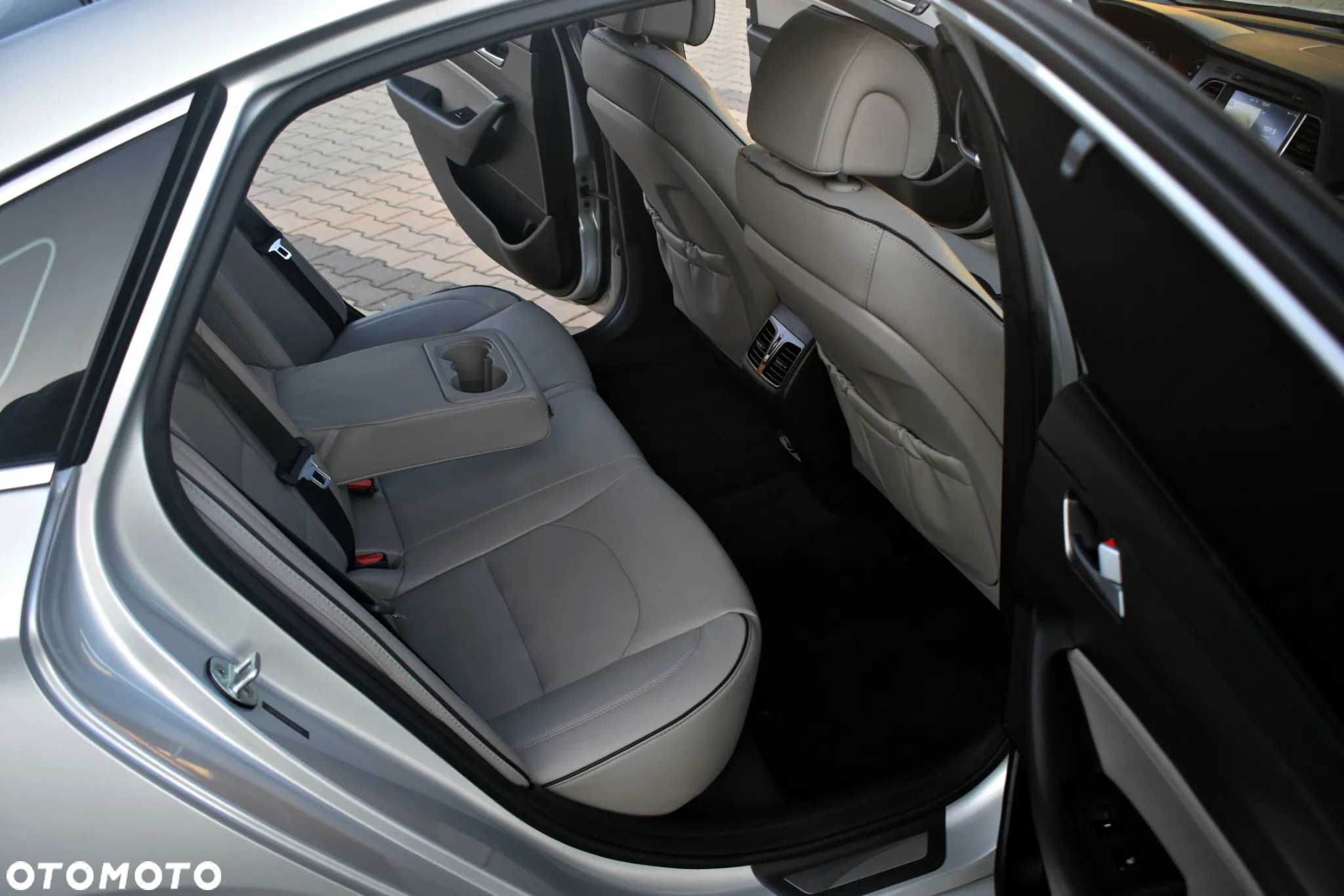 Hyundai Sonata 2.4 SE - 6
