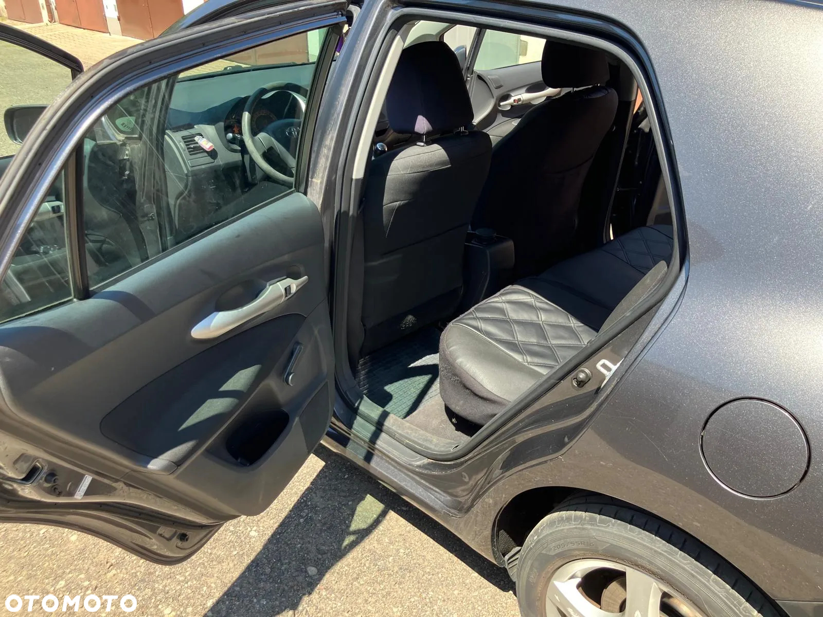 Toyota Auris - 7